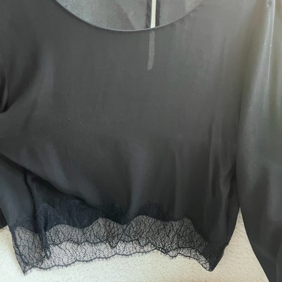 Wilfred black crop top with lace - Picture 2 of 3